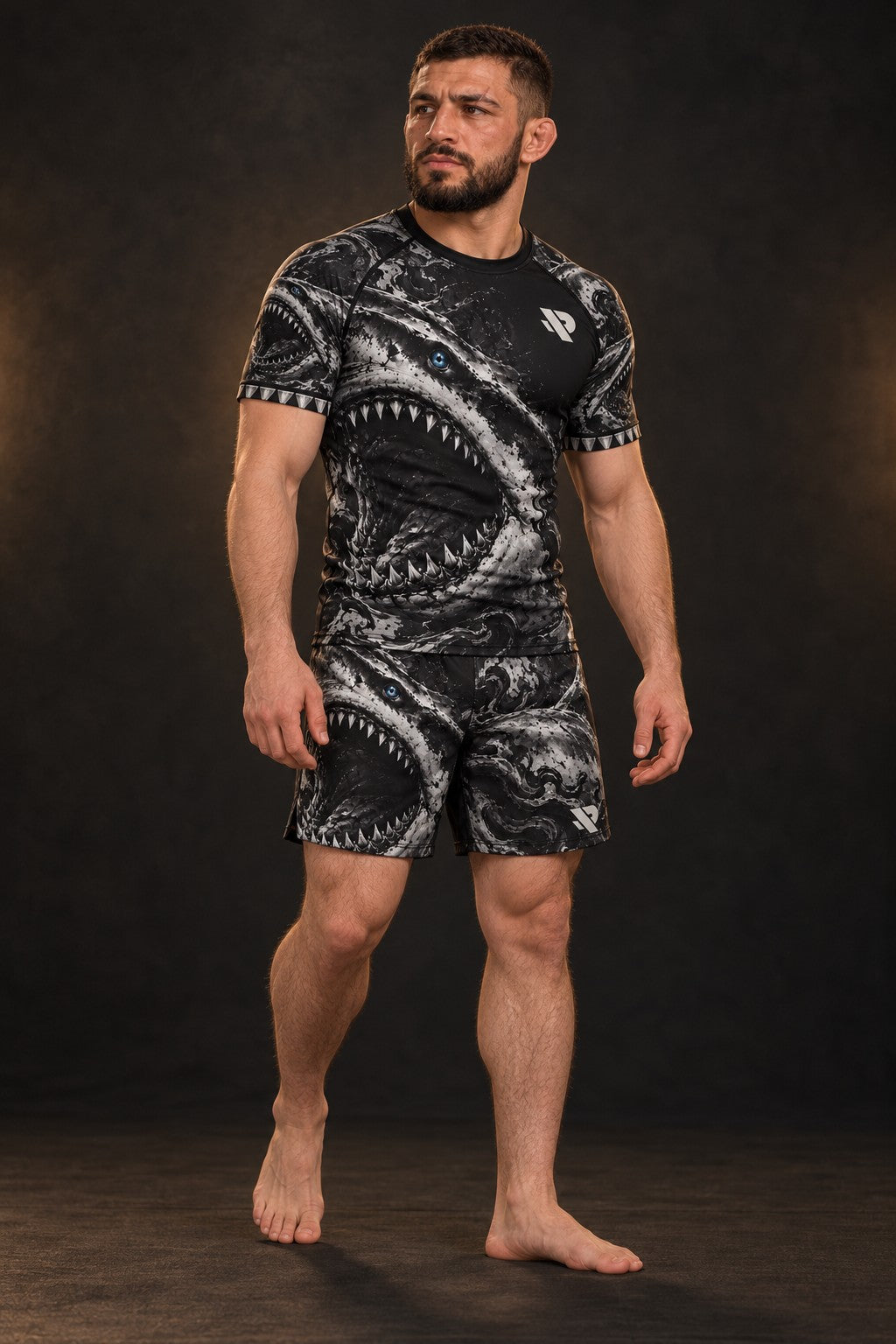 Rash guard Grand Blanc manches courtes homme, Grand requin blanc gueule ouverte sortant d'une fumée noire